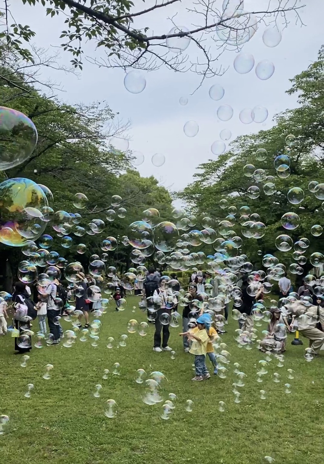 公園でのしゃぼん玉イベント
